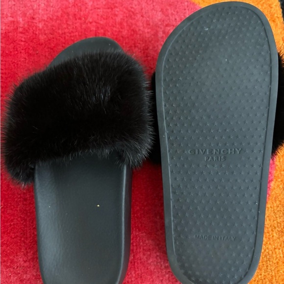 GIVENCHY flip flops Fur Slides - Picture 5 of 5